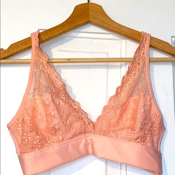 Coral bra - Picture 1 of 3